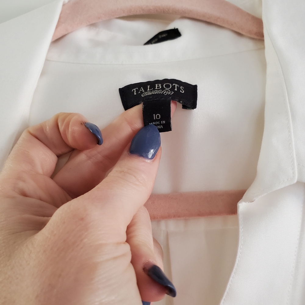 Talbots • Classic White Button Down - Picture 4 of 7